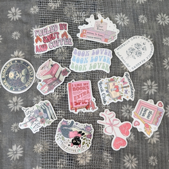 Book Lover Sticker Set - Picture 1 of 2